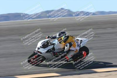 media/Oct-25-2025-Race Pace (Sat) [[47cce5476f]]/Non Verified (1st 20 Minutes of Every Hour)/1-Bowl (10am)/